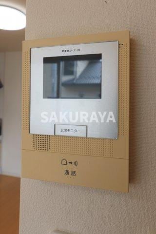 TVモニターフォン。2019年撮影。現況と異なる場合がござい レフィナード