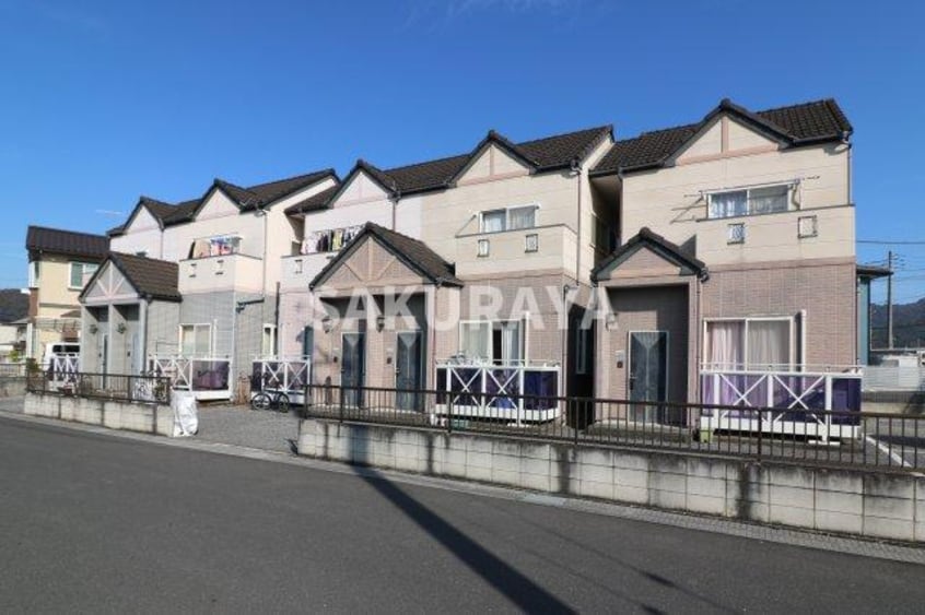 現況と異なる場合があります。 ピアタウン毛野２