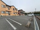 車をお持ちの方に嬉しい駐車場付きの物件です イーストニュータウンＡ
