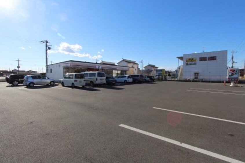 セブンイレブン 足利朝倉町店(コンビニ)まで282m 高雄ハイツ