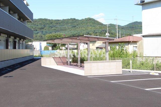 駐輪場 セジュール富久