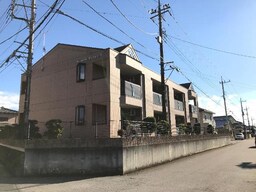 外観写真（昼）