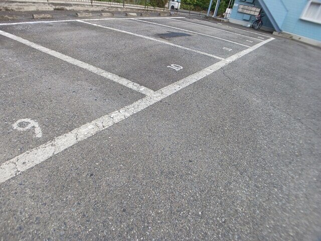 駐車場です カーサ八幡林