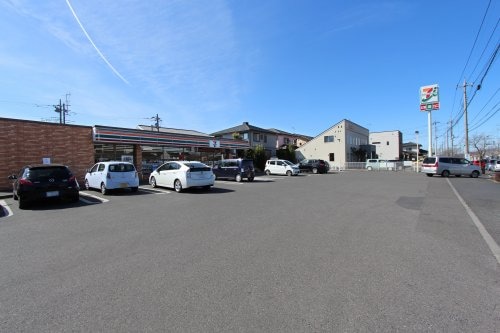 セブンイレブン 足利山川町店(コンビニ)まで1031m ファーストハイツ