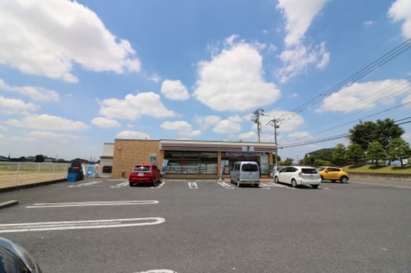 セブンイレブン 足利島田町店 893m 根岸方貸家Ｃ（福居町）