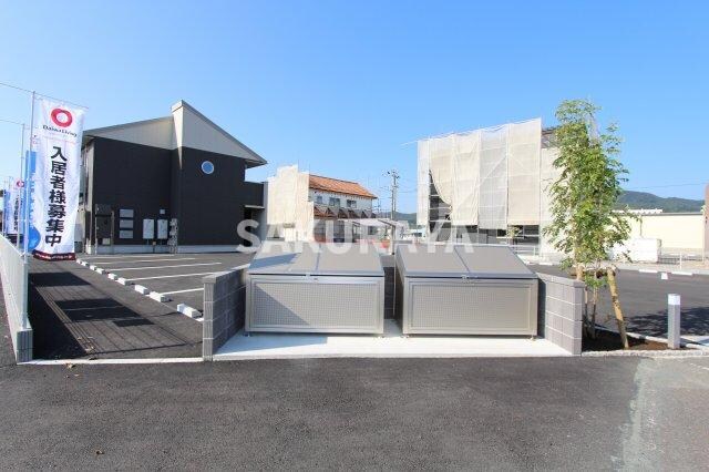 ゴミステーション マロニエジャルダン Ｂ