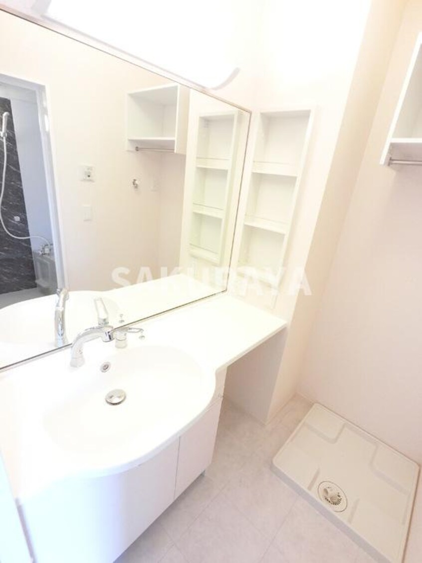  マロニエジャルダン Ｂ