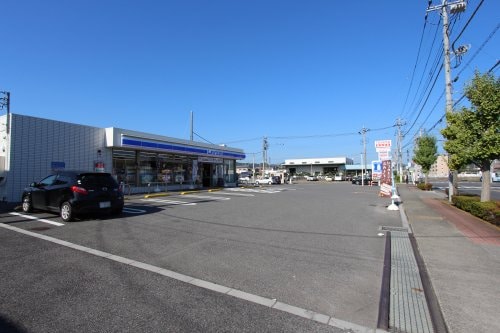 ローソン 足利東砂原後店(コンビニ)まで182m Marronnier Jardin B「マロニエジャルダンB」