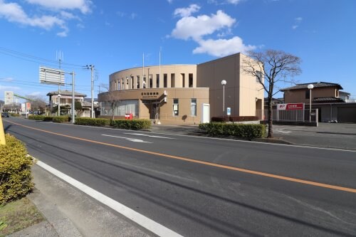 足利西郵便局 1360m メゾンヴィラ　２