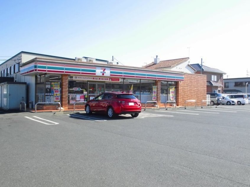 セブンイレブンまで1600m フローレスＡ