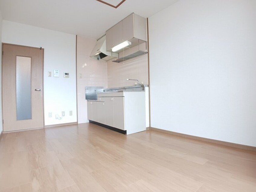 おしゃれな居間です コスモハイツナガシマ