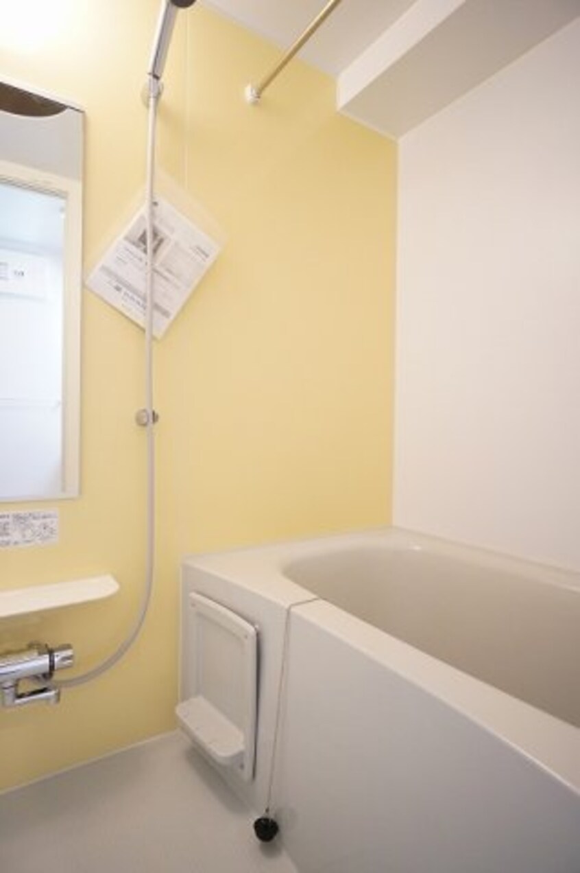 ゆったり過ごせるお風呂です サニーレジデンスⅣ