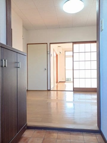 玄関です ウィステリアヒル