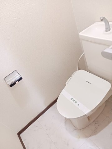 落ち着いたトイレです ウィステリアヒル