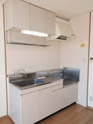 コンパクトなキッチンで掃除もラクラク コスモハイツナガシマ