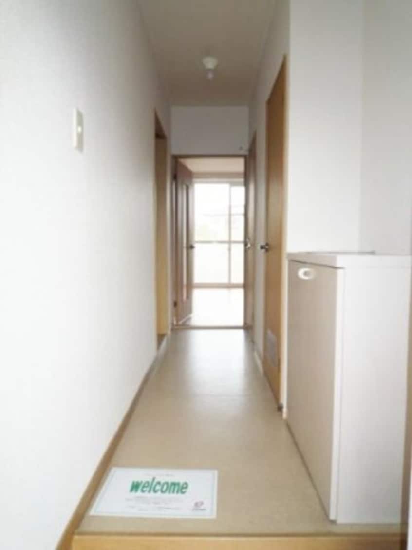 ゆったりとした玄関です コスモハイツナガシマ