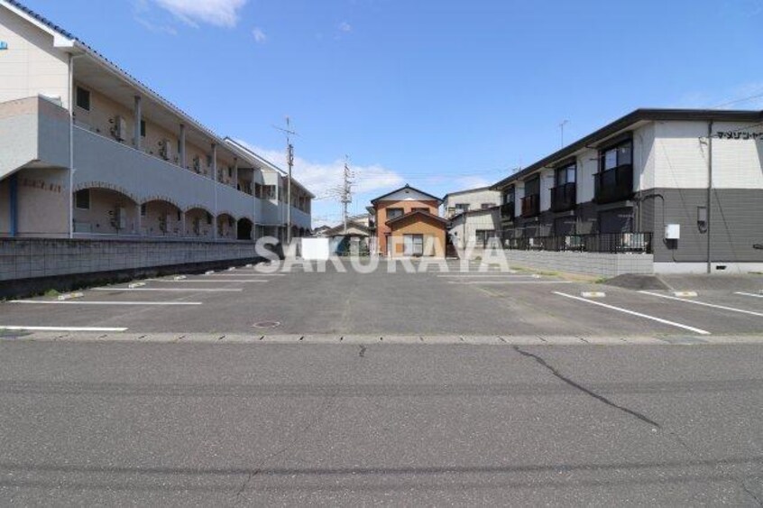  マ・メゾン・ヤワタ