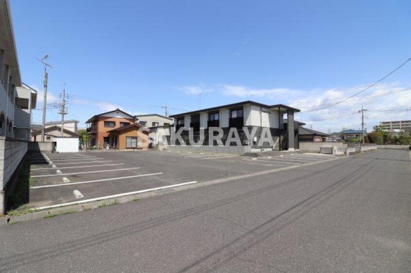  マ・メゾン・ヤワタ