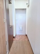 落ち着いた玄関です エスポワール城東Ｂ