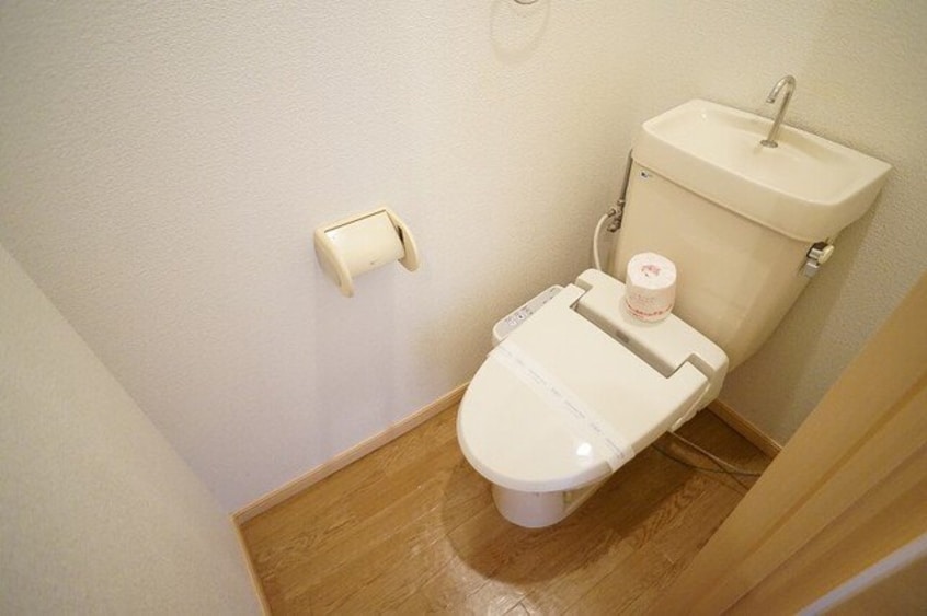 コンパクトで使いやすいトイレです パークハイツＹ