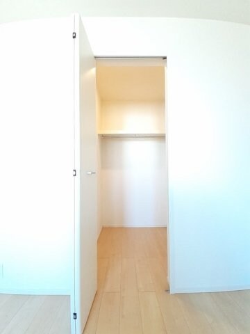 十分な収納スペースがあります サニーレジデンスⅣ