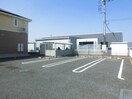 駐車場に車を止められます ドリームタウンＢ