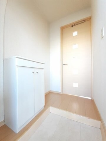 落ち着いた玄関です パークハイツＵ