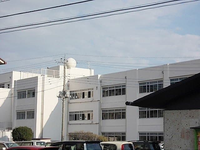 山前小学校まで850m ウィスティアハイツ