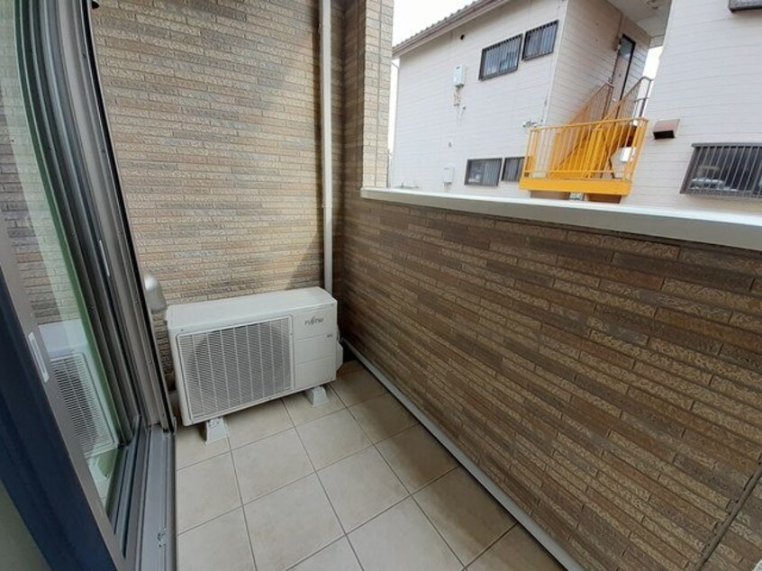  Ａｄｏｎｅ　Ｂ（アドーネ）