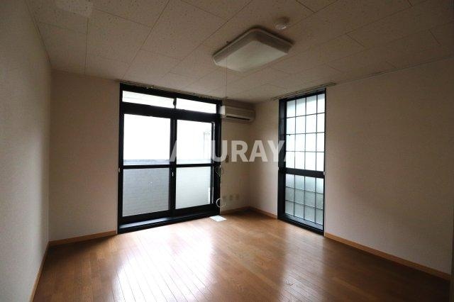 2024年6月撮影。 エンパレス　レオ　V22