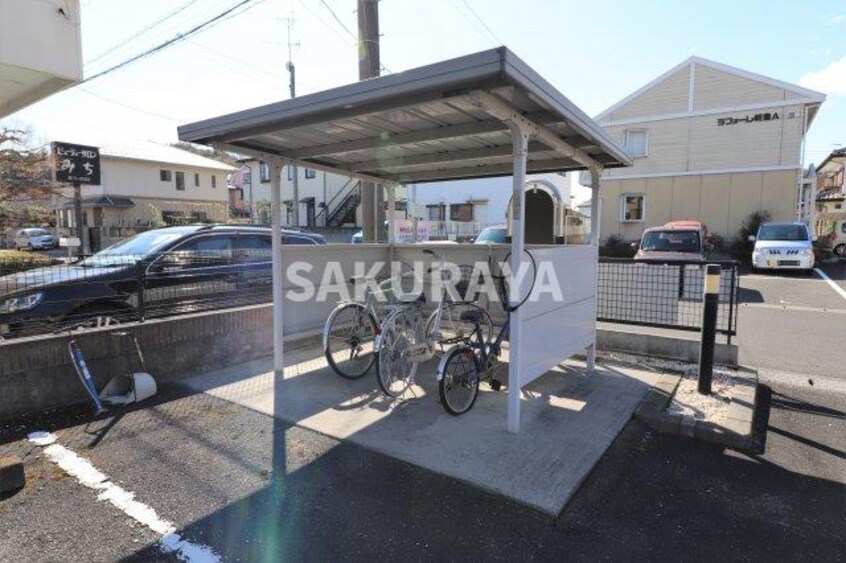 駐輪場 グランドール