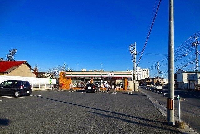 セブンイレブンまで650m パンシオン　Ｂ