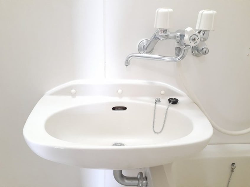 コンパクトで使いやすい洗面所 エルディム橋本