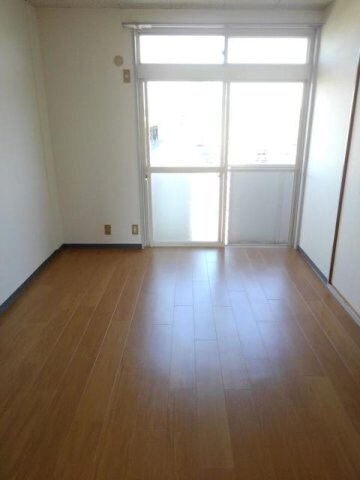  ニューシティ三条Ｂ