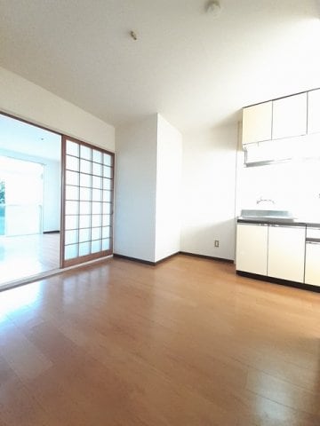  エルディム中西