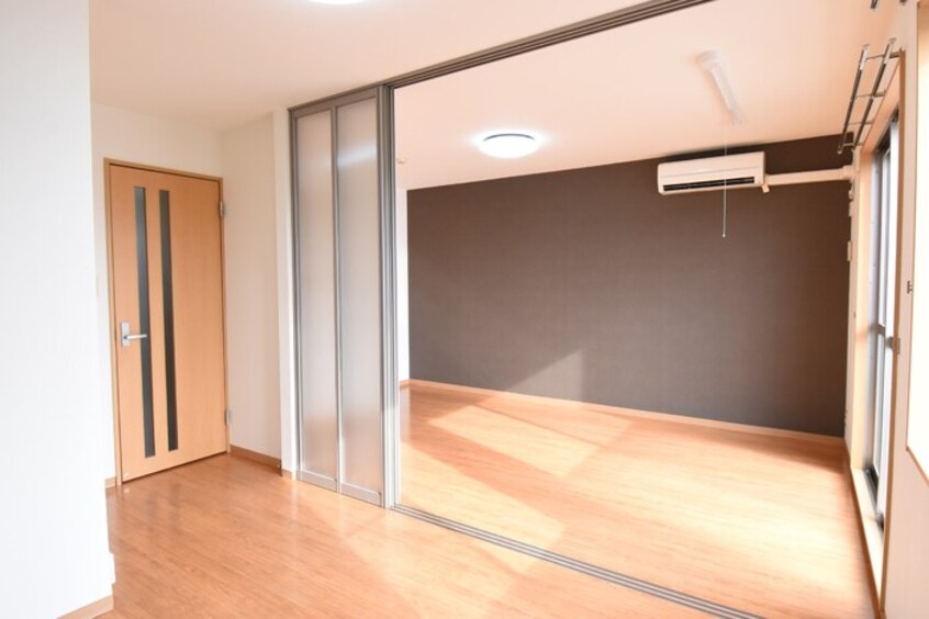  リースランド上林 A