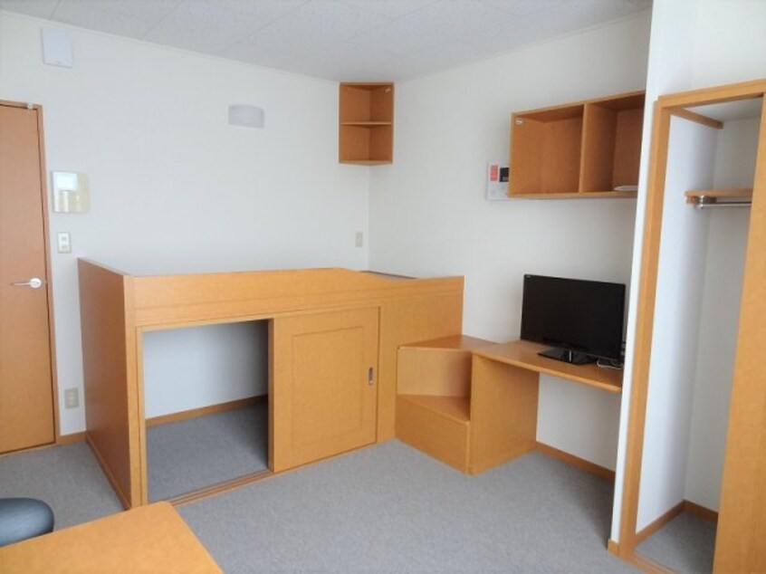 備品設置状況や仕様は号室等により異なります。 レオパレスステラ三條