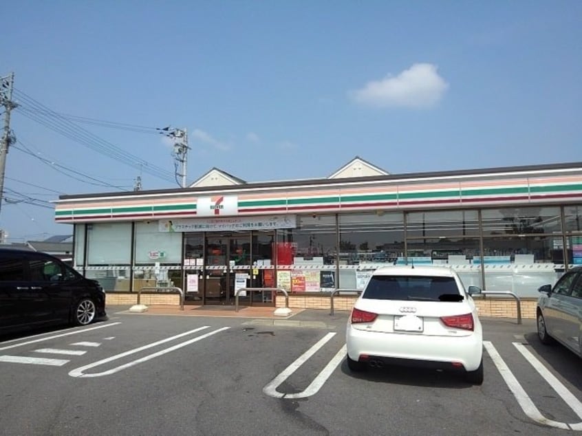 セブンイレブン丸亀柞原店まで1100m メゾン・ルミエール　Ａ