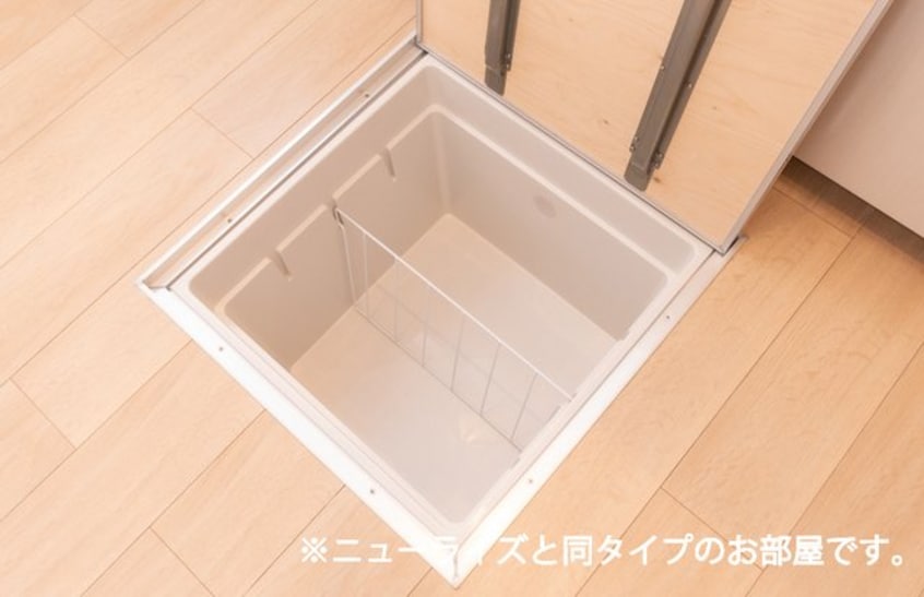 メゾン・ルミエール　Ａ