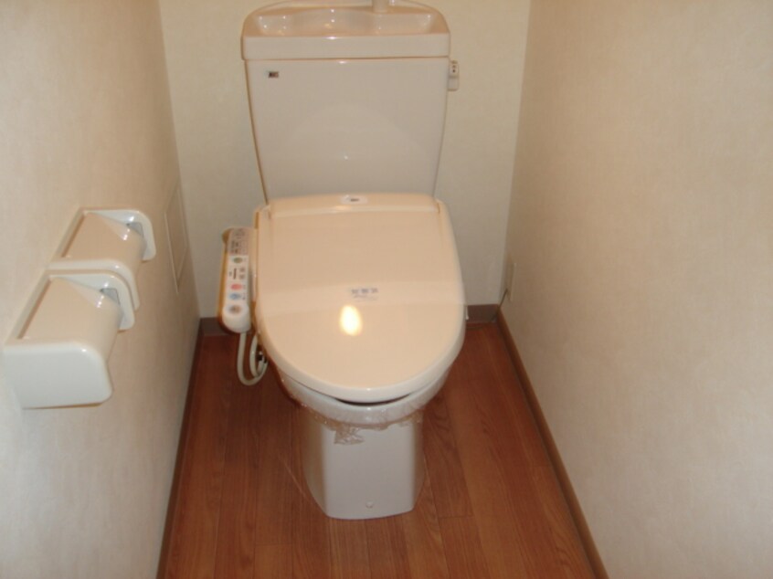 シャワー付トイレ（イメージ） ボヌール