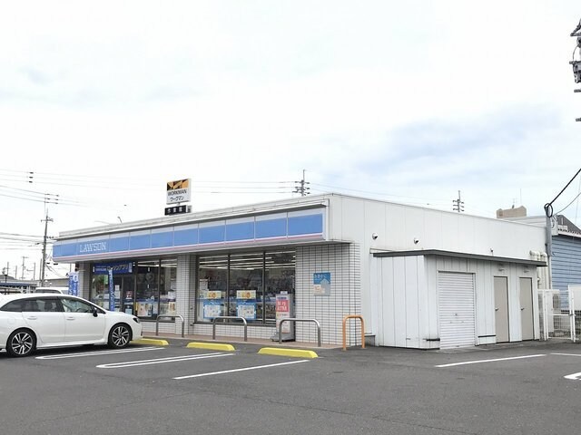 ローソン丸亀土器町東九丁目店まで600m マリッチ宇野