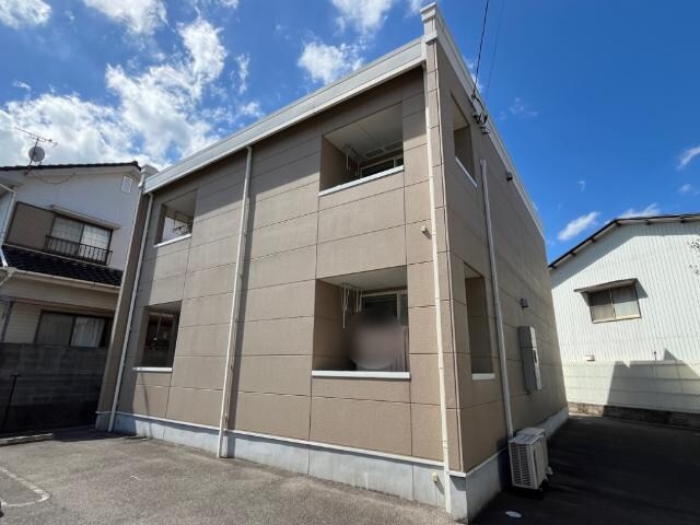 外観写真（昼） キャトルレーヴ
