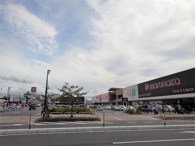 イオンタウン宇多津まで2000m まつもと