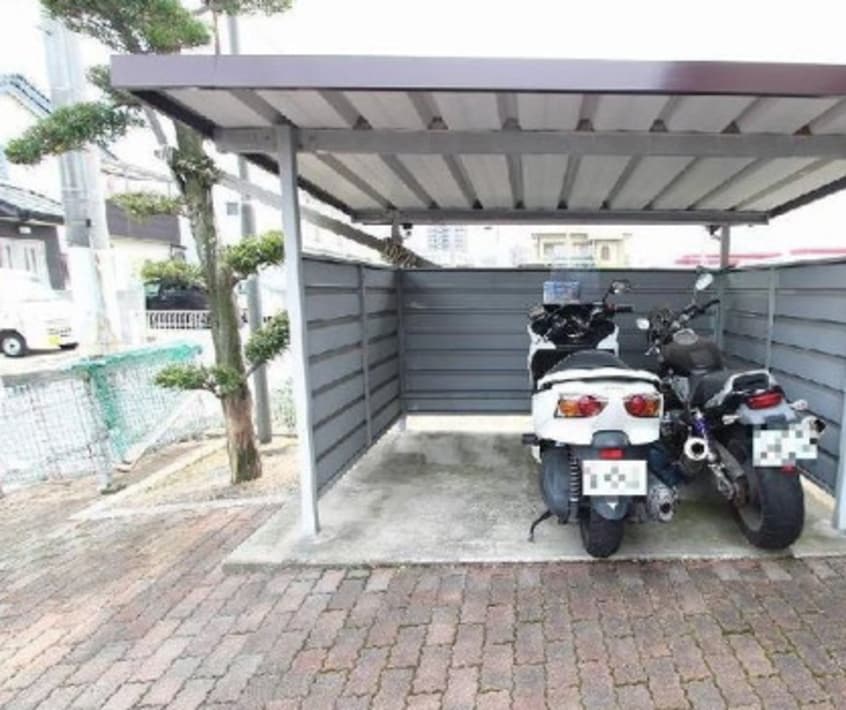  サンライフ川西