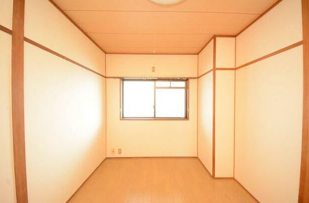  中山マンション