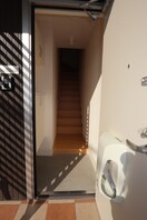  ピースタウン川東