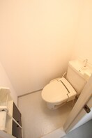  ロイヤルコート円座　B棟