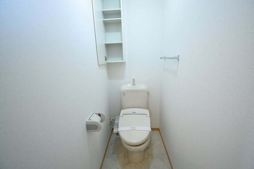  リビングタウン伏石A棟