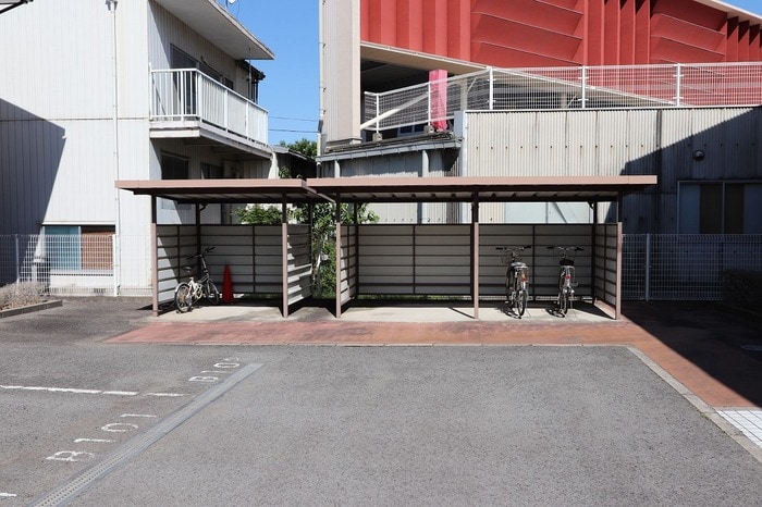  ロイヤルコート円座　C棟