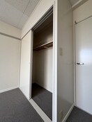  レオパレスエルサ